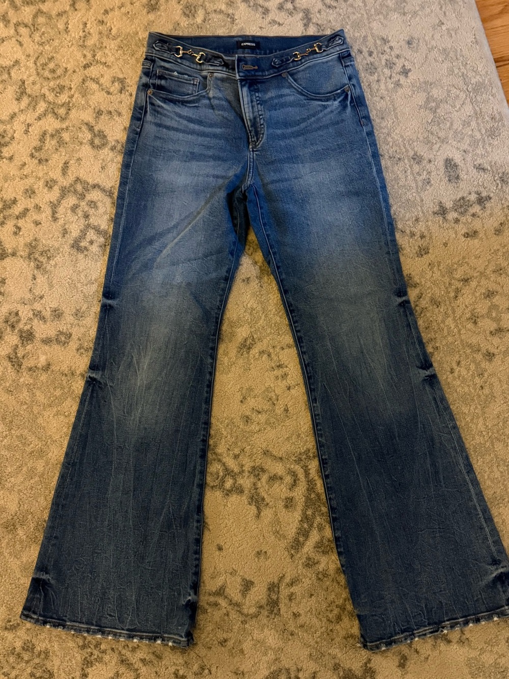 Express '70s Flare Mid Rise Jeans Horsebit Hardware Medium Wash Size 6R